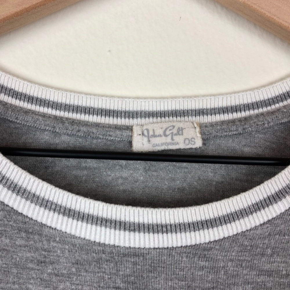 ❤️Brandy Melville Ringer Tee - Picture 2 of 4